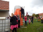 Převlékáme čarodějnici za Obří Halloweenskou mrkvodýni